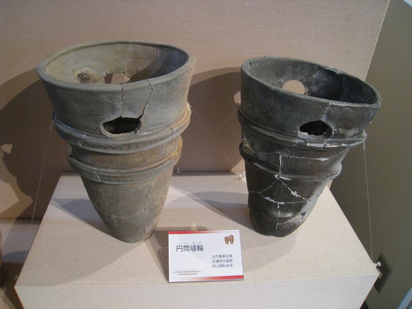 埴輪(2)_d0287413_1337229.jpg