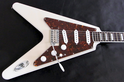「Cream WhiteのGibfendrix 1本目」が完成しました!_e0053731_17291758.jpg