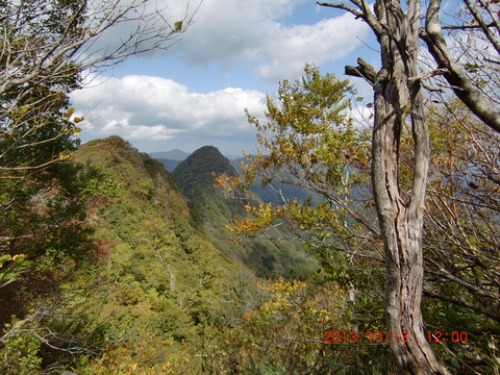 女甑山と男甑山登山_f0020336_20453760.jpg