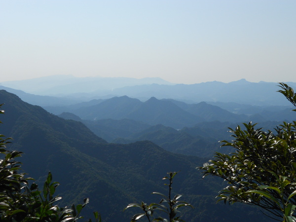 牧ノ山～牧Ⅱ峰～青螺山～黒髪山 周回トレーニング_a0206345_16204157.jpg