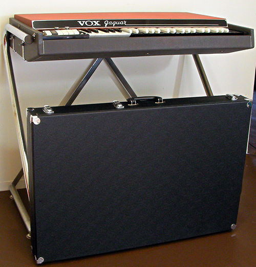 Z-leg Case for VOX Organ_e0045459_2158326.jpg