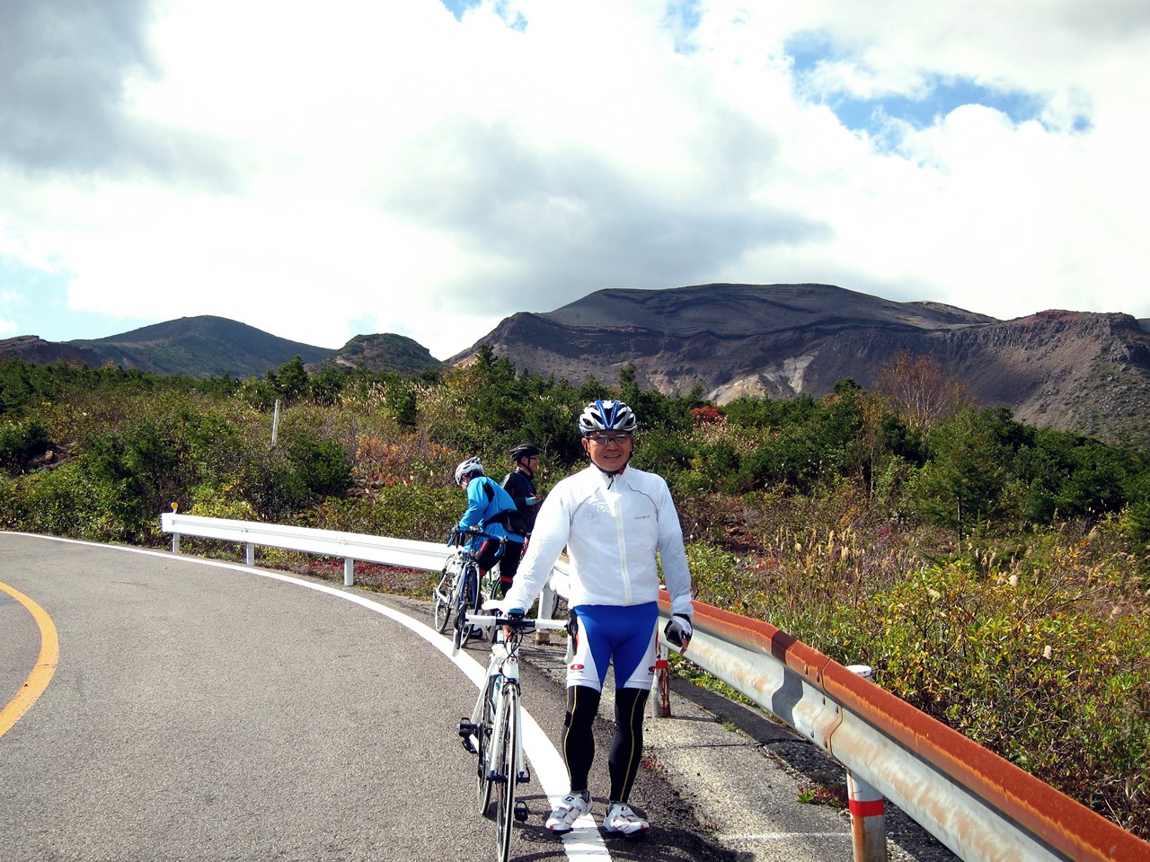 自転車仲間を思いながらのヒルクライム_e0167780_002779.jpg