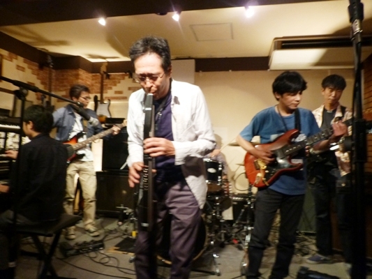 カラフル”ちょっと早い”ハロウィンライブ、ライブレポ♪part1_e0188087_2312740.jpg