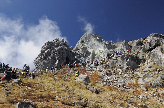 晩秋の焼岳登山_b0122448_20241984.jpg