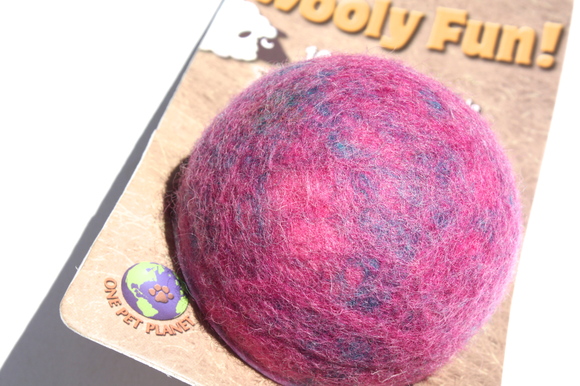 One Pet Planet Wooly Fun Ball ワンペット プラネット ウーリーファン ボール_d0217958_1127146.jpg