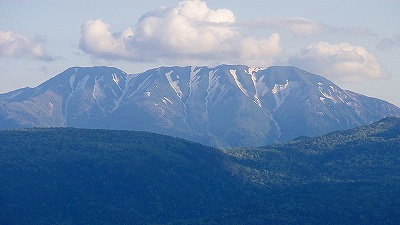 大雪山系に新雪_b0171771_19232557.jpg