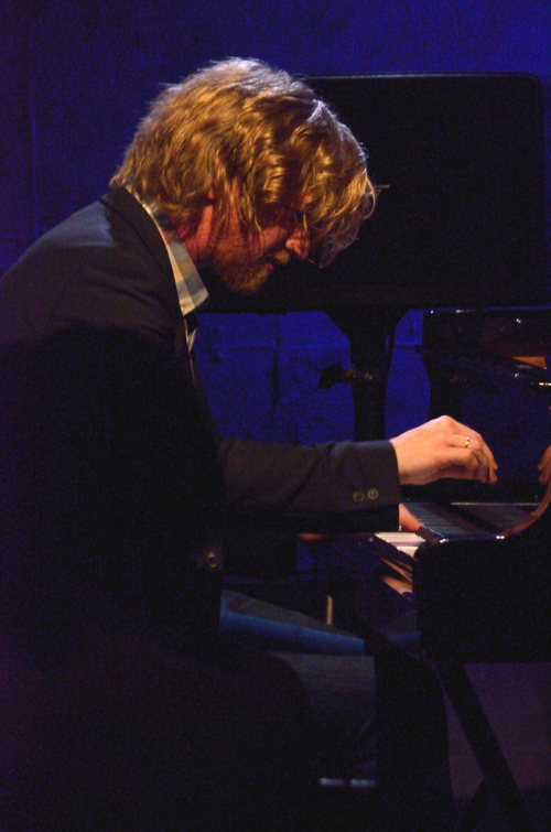 9/7 Helge Lien Trio 公演写真_e0081206_13525523.jpg