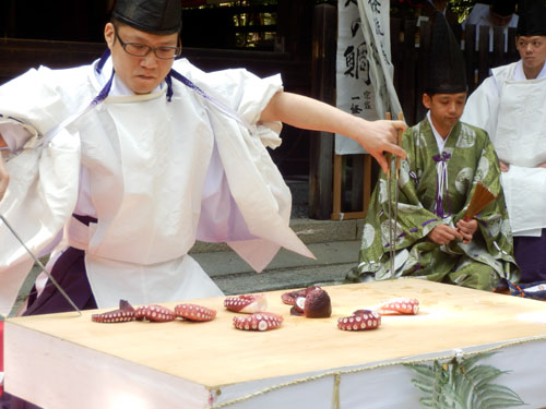 岡崎神社大祭　一條流式包丁奉納_e0048413_22103587.jpg