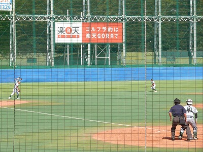 専修大対東農大 9月30日 東都大学野球2部_b0166128_143725100.jpg