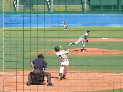 専修大対東農大 9月30日 東都大学野球2部_b0166128_1442614.jpg