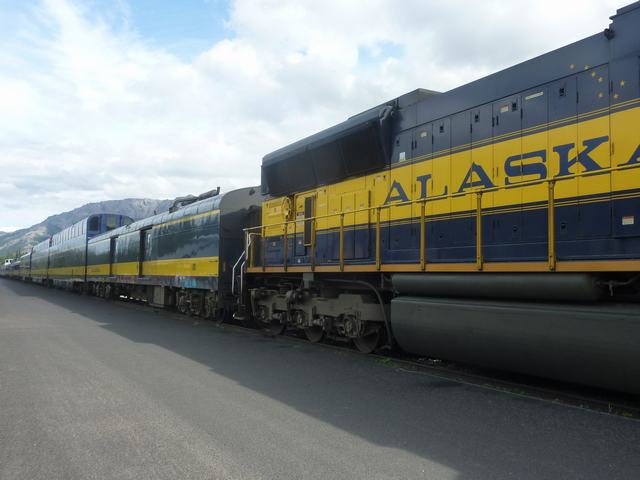 アラスカ鉄道のMckinley Explorerの汽車の旅、_a0170045_22165527.jpg