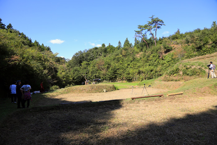 馬頭町奇跡の棚田で馬頭琴ライブ_b0049152_2031090.jpg