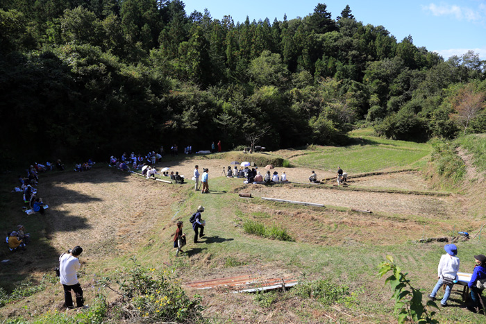 馬頭町奇跡の棚田で馬頭琴ライブ_b0049152_20344863.jpg