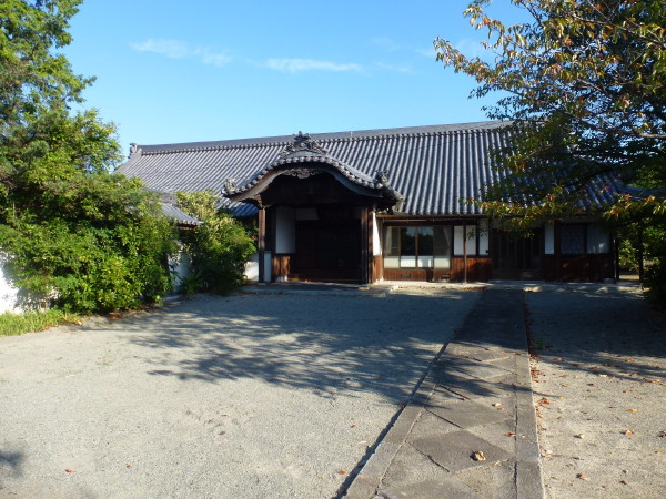 JR御着駅周辺散策記 その11 黒田官兵衛ゆかりの牛堂山国分寺と播磨国分寺跡 on 2013-9-28 _b0118987_14415956.jpg