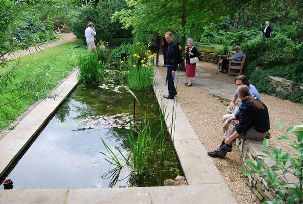 癒しの空間としての薬草園：ロンドン、チェルシー・フィジック・ガーデン アーバン・ガーデン・ウォッチング