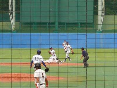 国士舘大対立正大 9月30日 東都大学野球2部_b0166128_1644747.jpg