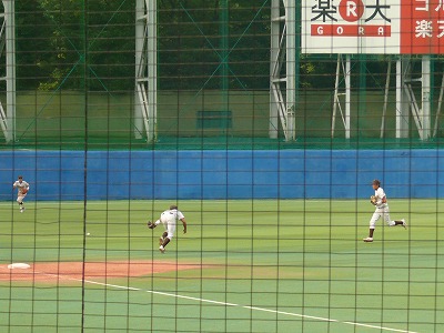 国士舘大対立正大 9月30日 東都大学野球2部_b0166128_1646740.jpg