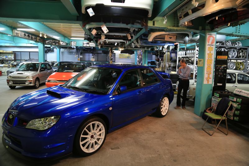 リニアモーターカー「マグレブ」とインプレッサWRX_f0076731_2211468.jpg