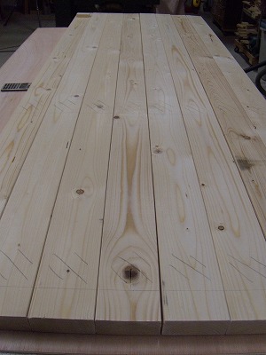 初めて買った2×4材!!_d0165772_20221935.jpg