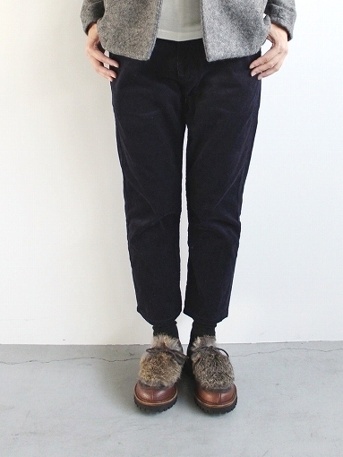 WIM NEELS DAILY　ARC TAPERED 5 POCKET TROUSER / CORDUROY_b0139281_1542950.jpg