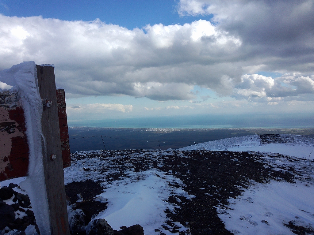 10月17日、積雪の樽前山_f0138096_17492024.jpg