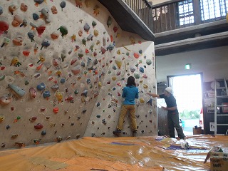 えれぇこった2号クライミング講習!_c0147398_16593165.jpg