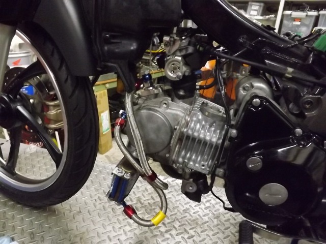 wAVE125i オイルクーラー取り付け。 : モーターヘッド サイクル
