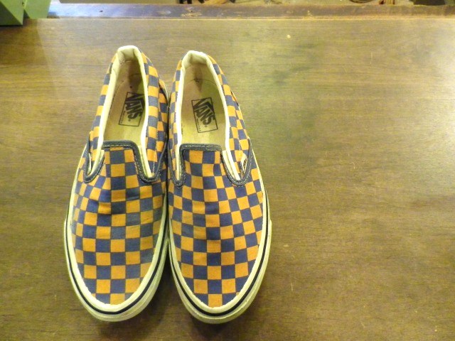 VANS  青×オレンジ　チェッカーフラッグ　スリッポン USA製_a0182112_16585681.jpg