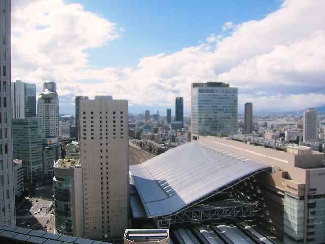 【大阪梅田阪急32番街の30階からの眺め】_c0042960_16433942.jpg