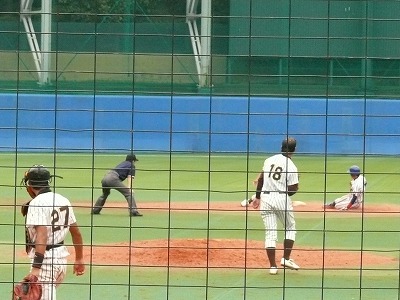 立正大対国士館大 10月1日 東都大学野球2部_b0166128_83456.jpg