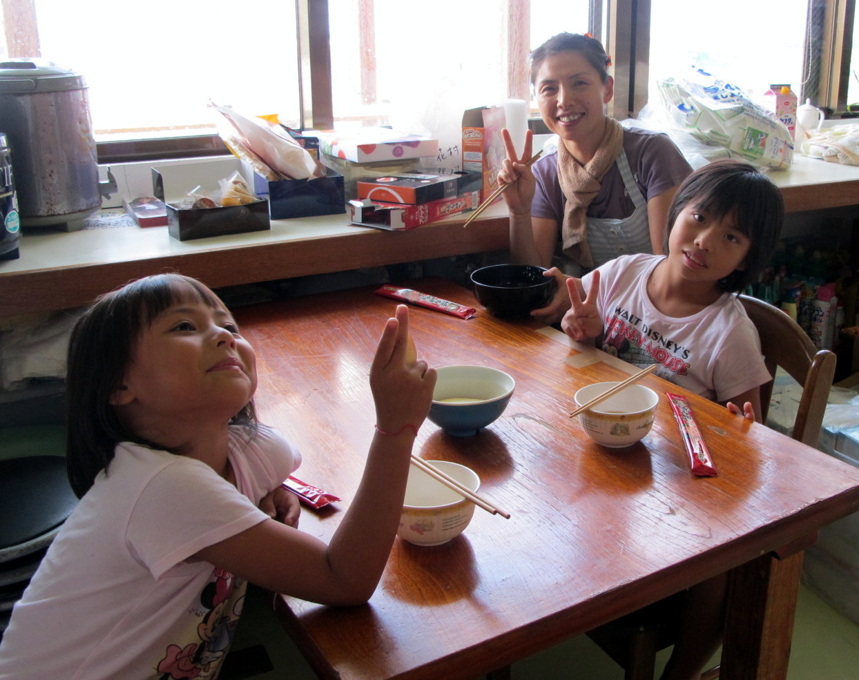 10月19日 今日から明日へつなげてみました_b0158746_1344347.jpg