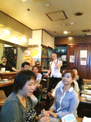 f0207074_2383544.gif