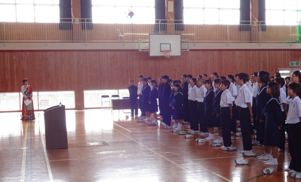 佐賀県鳥栖市の4つの中学校を訪問_c0162404_0482086.jpg