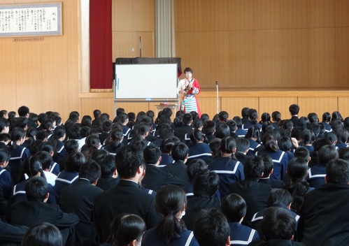 佐賀県鳥栖市の4つの中学校を訪問_c0162404_124073.jpg
