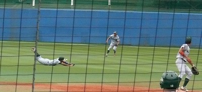東農大対専修大 10月1日 東都大学野球2部_b0166128_1944285.jpg