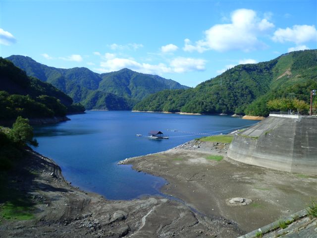 雨の日曜日_e0121329_22153417.jpg