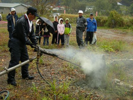 こがわ産直市&炭鉱ホルモンまつり(2)粘土鉱山を歩く_b0206037_1722725.jpg
