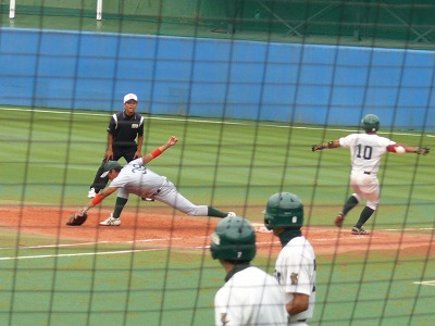 東農大対専修大 10月1日 東都大学野球2部_b0166128_2253542.jpg