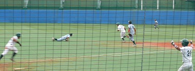東農大対専修大 10月1日 東都大学野球2部_b0166128_2321440.jpg