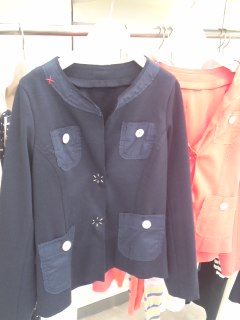 オシャレの世界(コレクション)は来春夏シーズン☆_f0126121_174236.jpg