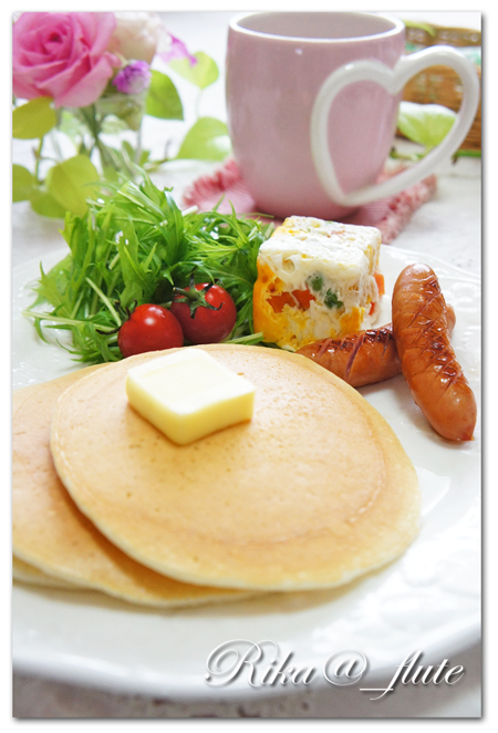 パンケーキワンプレートなブランチ♪ 【ルクエ・オボ】_c0103827_1441557.jpg