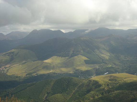 湧蓋山へ_e0164643_2393075.jpg