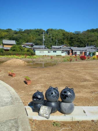 瀬戸内国際芸術祭2013　秋　その１：　粟島_b0056570_0391768.jpg