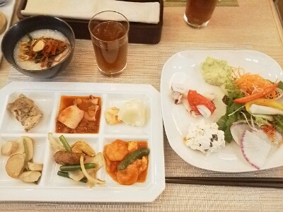 外ご飯２連発_a0299401_17552521.jpg