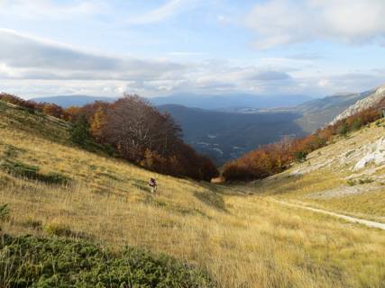 紅葉求めて山登り_f0234936_5483691.jpg