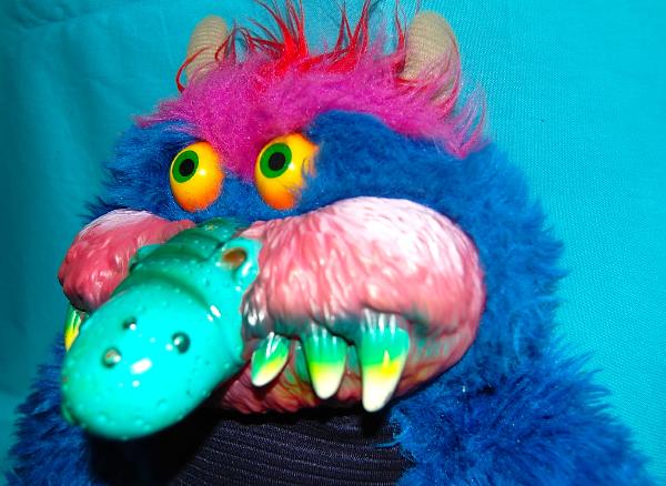 ちょっぴしレアなUK版 My Pet Monster（マイペットモンスター）☆_c0084047_2234160.jpg