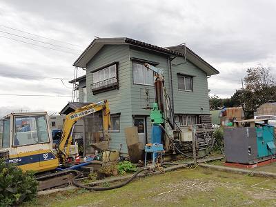 消雪用井戸が掘りあがりました_a0084753_14305082.jpg