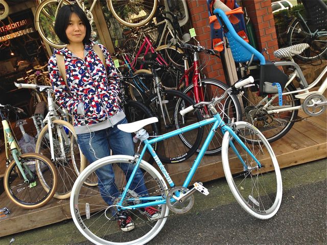 ☆今日のバイシクルガール5本立て☆ 自転車 女子 おしゃれ_b0212032_21193767.jpg