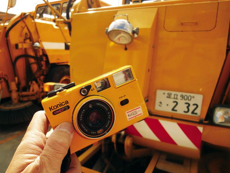黄色いカメラ
