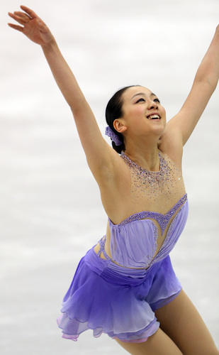 浅田真央選手が２００点越えで優勝、GPSグランドスラム達成　ー2013年スケートアメリカ（その1）_b0038294_12485470.jpg